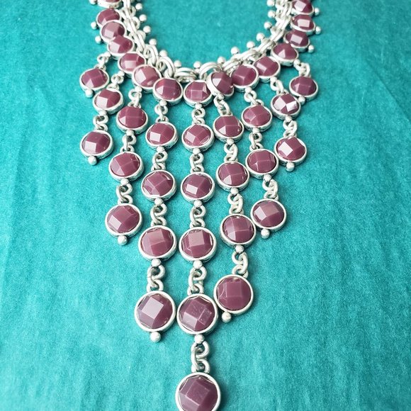 2/40$ NWT Lucky brand statement necklace silver tone. - Picture 3 of 6